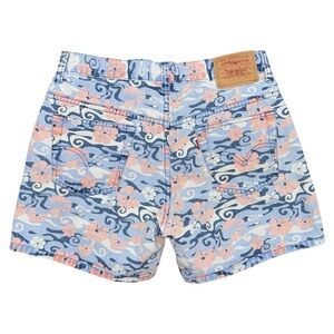 Vintage 2001 Levi’s Floral Wave Denim Mom Shorts Women’s Size 6 Unique Hawaiian
